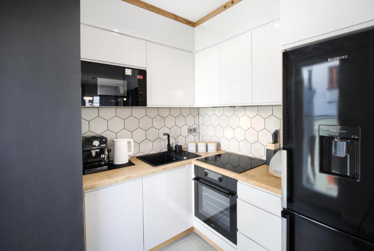 Aboutartapartments - Twin Towers Wroclaw Bagian luar foto